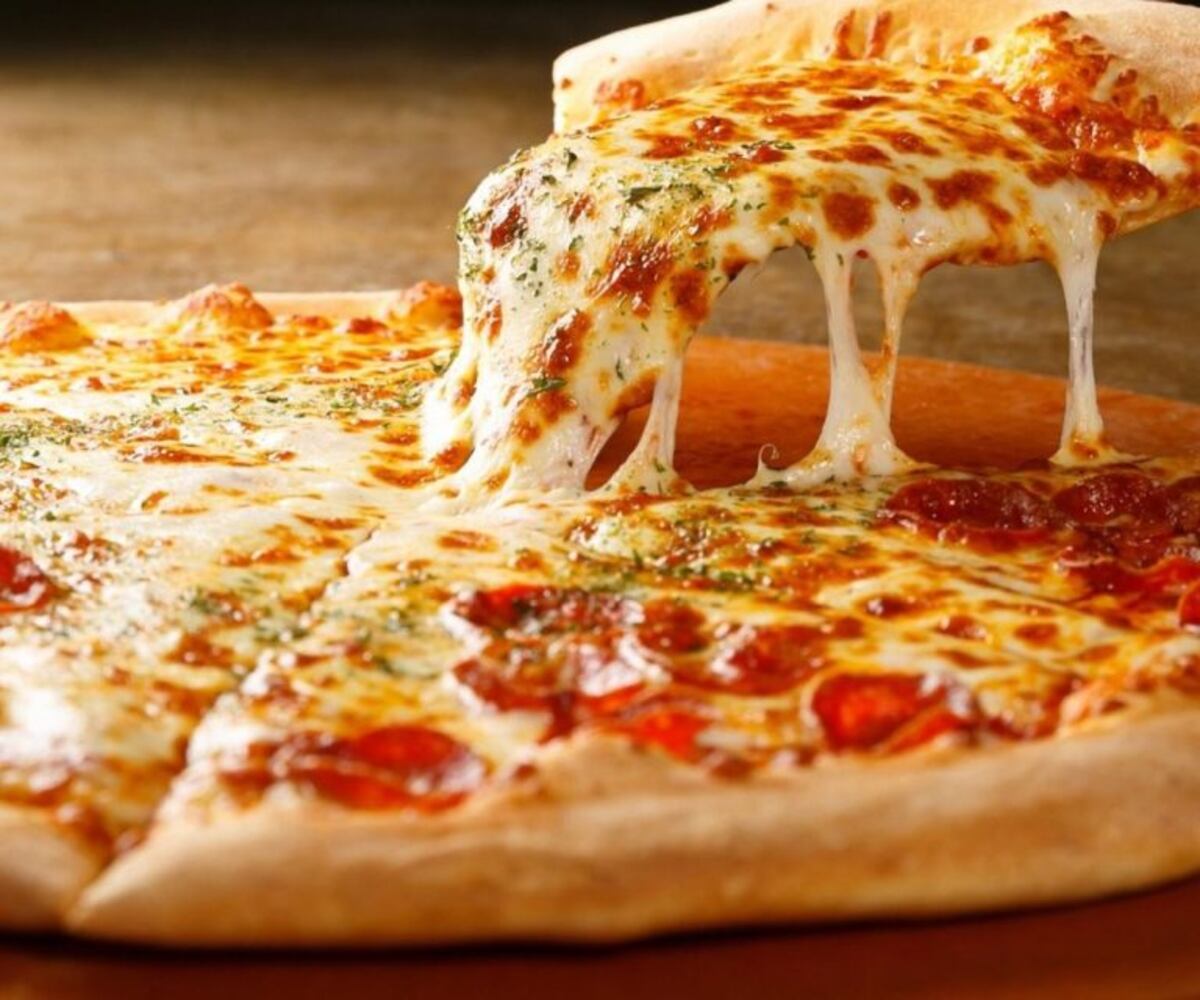 La Salvadora: pizzas caseras para hornear o frizar preparadas en el momento  | Vía Carlos Paz